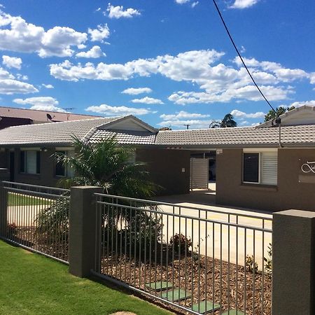 Bottletree Apartments On Garget Toowoomba Oda fotoğraf